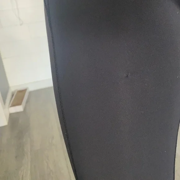 Lululemon High Rise Tight - Picture 4 of 4